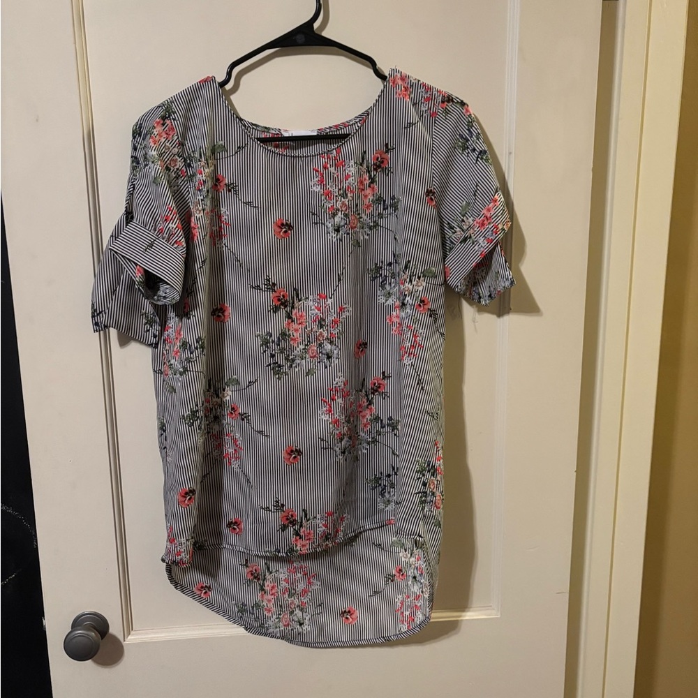 Gray and Pink Ruffled Blouse with Floral Design